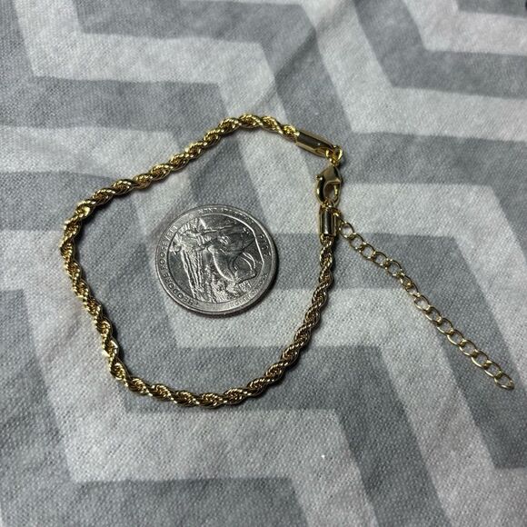 New! Gold Tone Dainty Bracelet Lobster Clasp & Extension - Picture 4 of 4